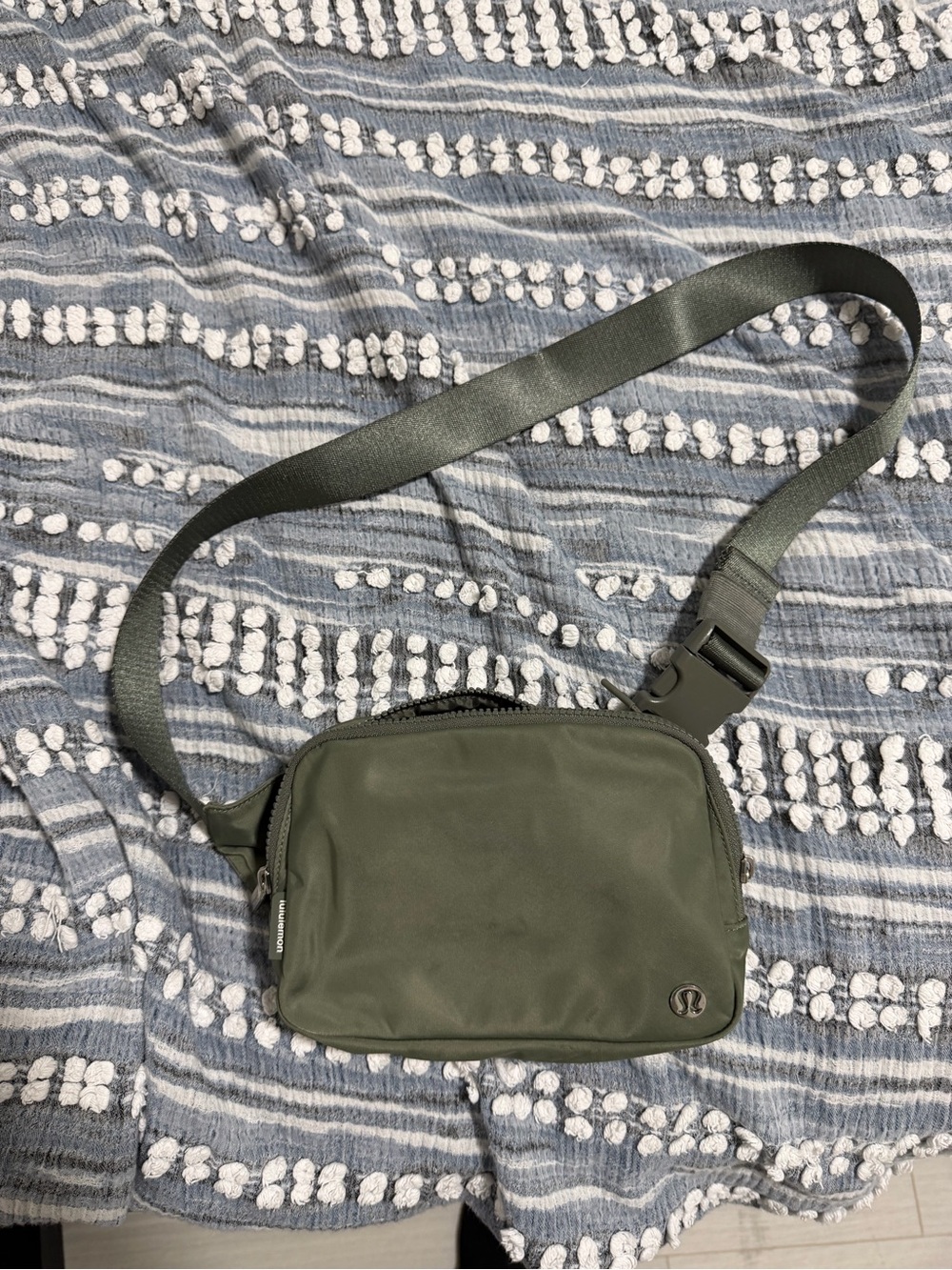 lululemon athletica Olive Belt Bag with Adjustable Strap